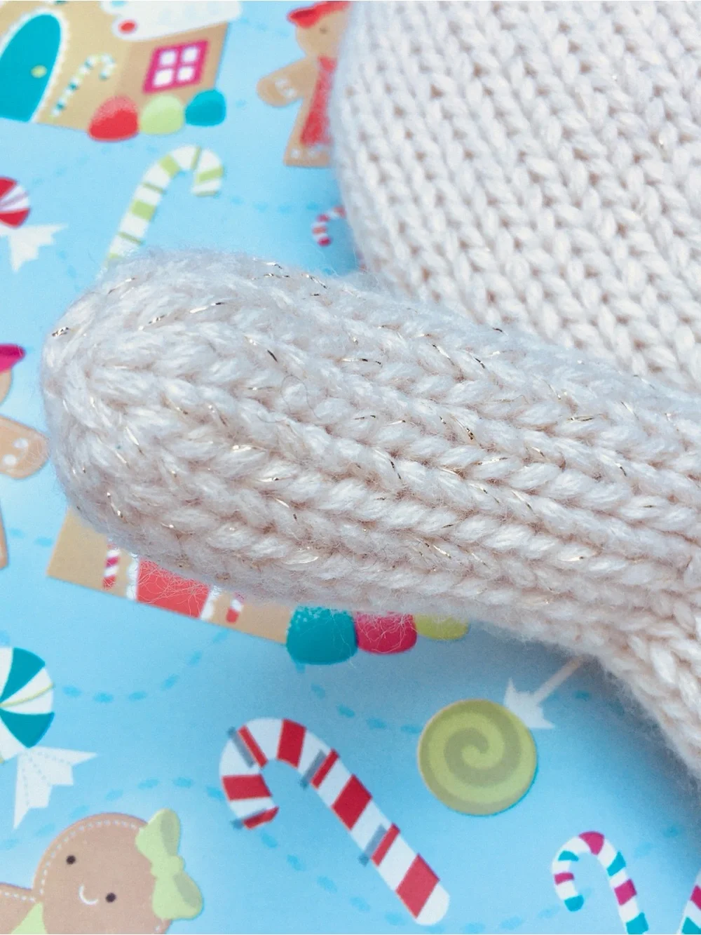 Gap Kids ❉ Cable Knit Cream Mittens Gloves